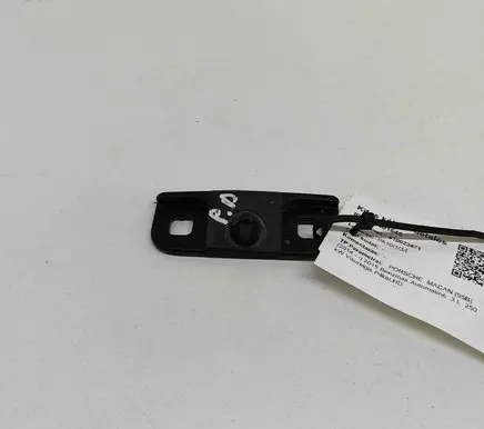 Porsche Macan (95B) Tailgate/trunk/boot lock/latch/bracket 7N0843842A