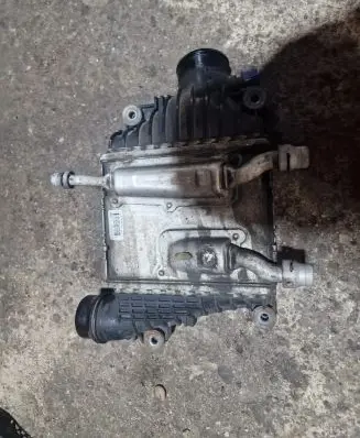 Jaguar XE Intercooler radiator GX736K775AC