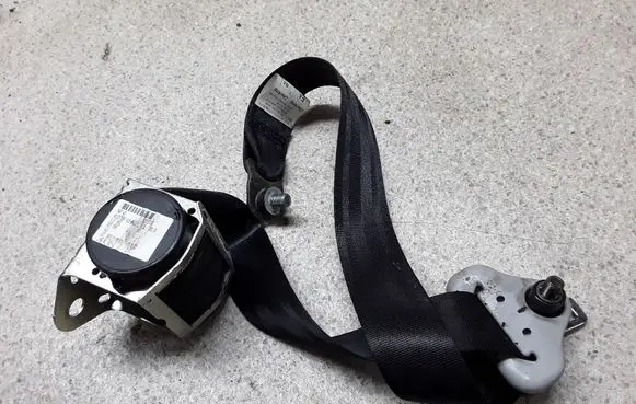 Mazda 3 I Front seatbelt 603157100