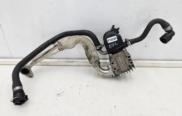 BMW 3 E92 E93 EGR valve cooler 7548415