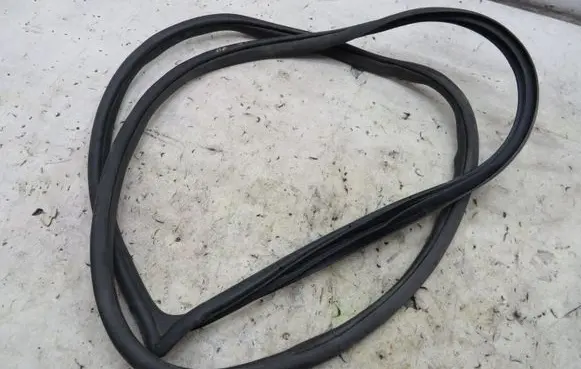 KIA Rio Sliding door rubber seal GMAUTO4574097