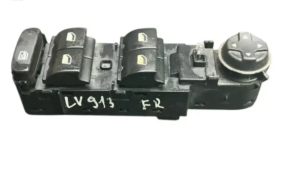 Peugeot 2008 I Electric window control switch 30170518 96749624ZD