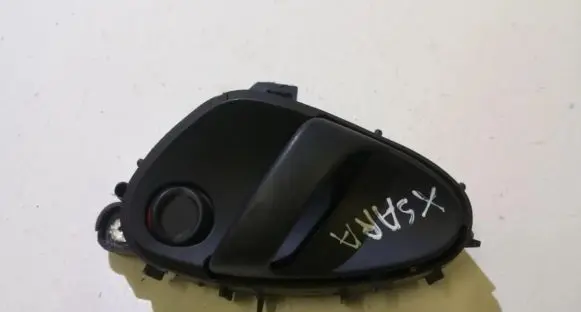 Rear door interior handle