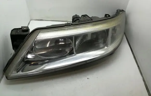 Renault Laguna II Headlight/headlamp 8200002846
