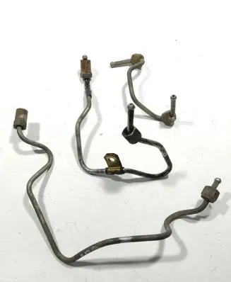 Toyota Land Cruiser (J120) Fuel injector supply line/pipe 