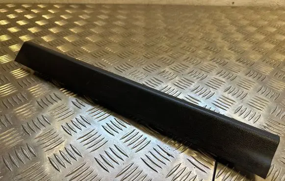 Ford Focus Front sill trim cover BM51A13201A