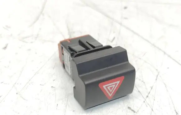 Citroen C4 II Picasso Hazard light switch 96781018ZD