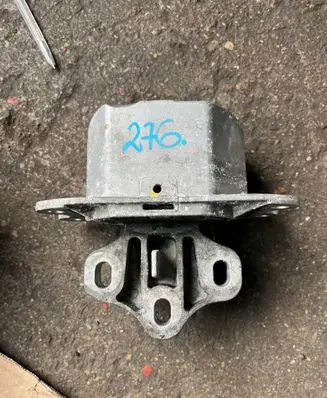 Mini One - Cooper F56 F55 Gearbox mount 6853445