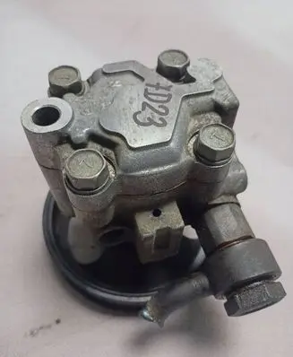 KIA Carnival Power steering pump 571004D000 0K55832600A