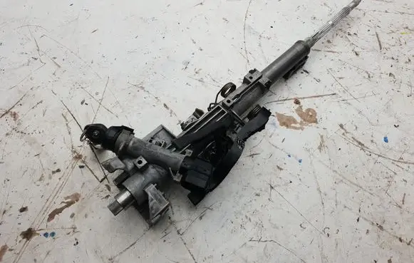 BMW X3 E83 Steering wheel axle 042119006 B046008909