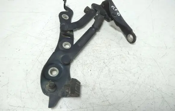 Volvo S60 Tailgate/trunk/boot hinge