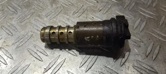 BMW 3 E46 Camshaft vanos timing valve 170732309 1707323-09