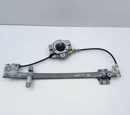 Suzuki Swift I Rear door manual window regulator 