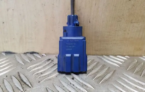 Volkswagen Touran I Brake pedal sensor switch 1J0927189F