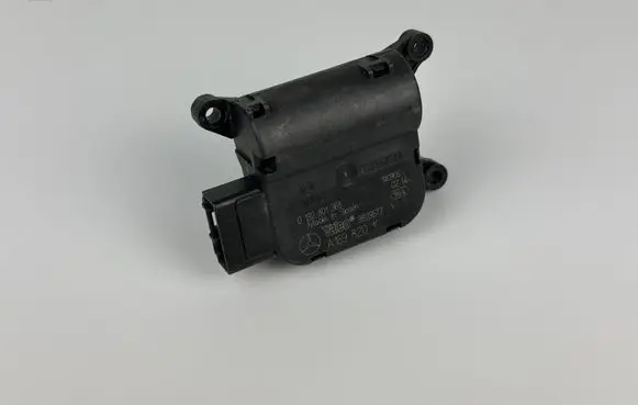 Mercedes-Benz A W169 Air flap motor/actuator A1698201042 0132801368 982357Z