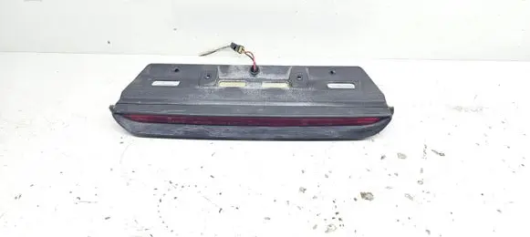 Subaru Legacy Third/center stoplight