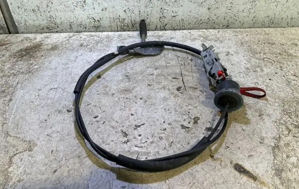 Dodge Challenger Gear shift cable linkage 