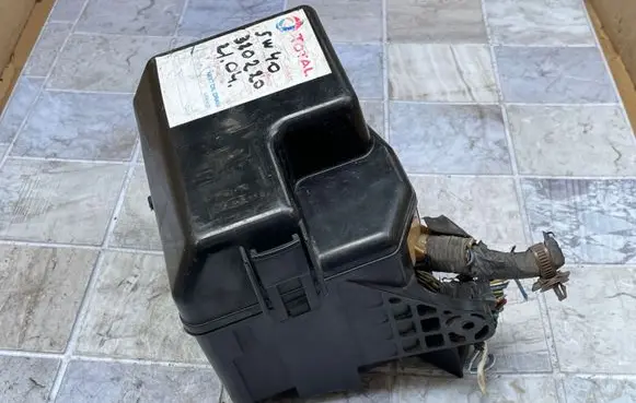 Toyota Avensis Verso Fuse box set