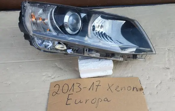Skoda Octavia Mk3 (5E) Headlight/headlamp 5E1941016A