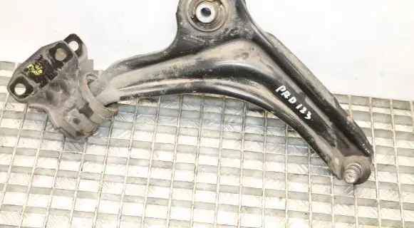 Ford Fusion Front lower control arm/wishbone