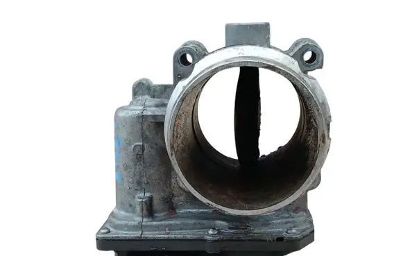 Volvo V40 Throttle valve 31293930