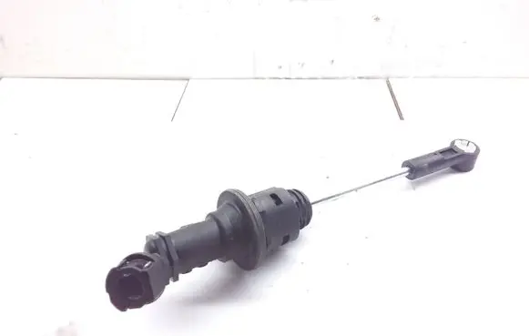 Renault Master III Clutch master cylinder 