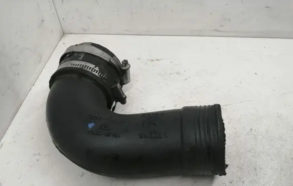 Volvo XC70 Intercooler hose/pipe 30751920