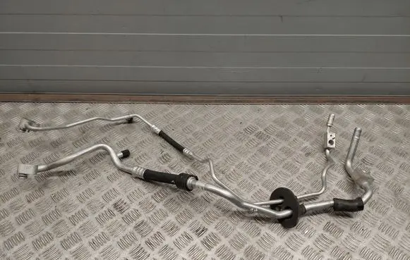 Audi A8 S8 D4 4H Air conditioning (A/C) pipe/hose 4H1260713N
