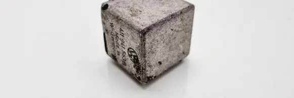 Volkswagen PASSAT B3 Other relay 411941583B