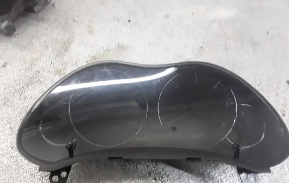 Toyota Avensis T250 Speedometer (instrument cluster) 8380005850
