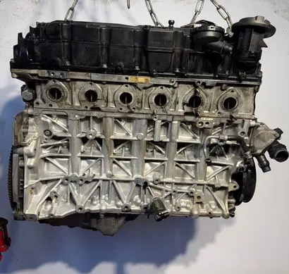 BMW 5 F10 F11 Engine swap 34028382 N57D30A