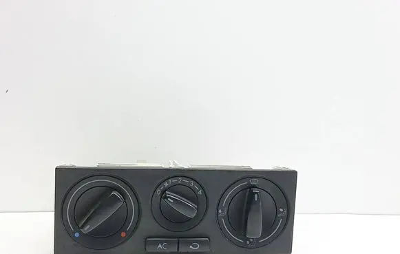 Volkswagen Golf IV Climate control unit