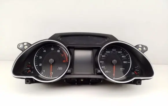 Audi A5 8T 8F Speedometer (instrument cluster) 8T0920983