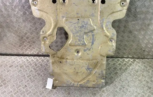 Land Rover Discovery 5 Engine splash shield/under tray FPLA5F002AB
