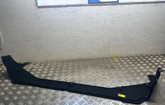 KIA EV6 Center/middle under tray cover 84237CV000