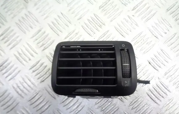 Volkswagen PASSAT B5.5 Dashboard side air vent grill/cover trim 3B0819703D