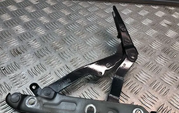Audi A6 S6 C6 4F Tailgate/trunk/boot hinge 4F5827302D