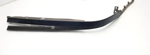 Mercedes-Benz C W202 Under headlight/headlamp trim 2028260177 23768000