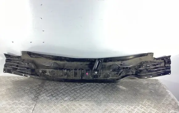 Lexus CT 200H Other engine bay part