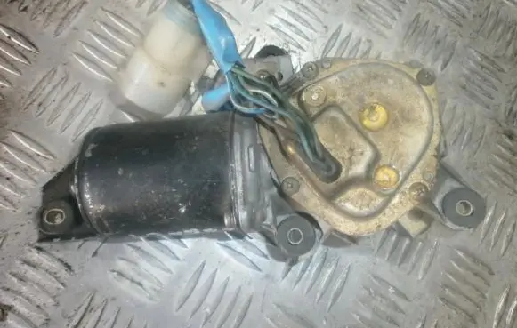 Subaru Legacy Wiper motor wm62282s