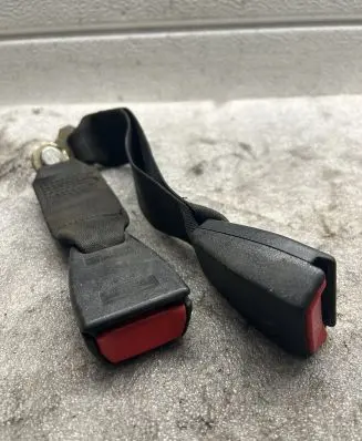 Citroen C5 Middle seatbelt buckle (rear) 07121387