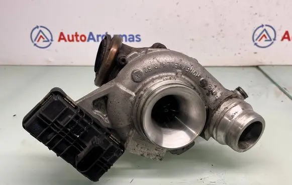 BMW 4 F36 Gran coupe Turbo 8570082 11658570082 8570083