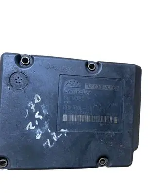 Volvo V70 ABS Pump 8619555
