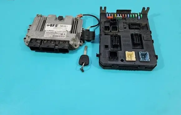 Citroen Berlingo Engine control unit/module ECU 0281013872 IMPRK1555197