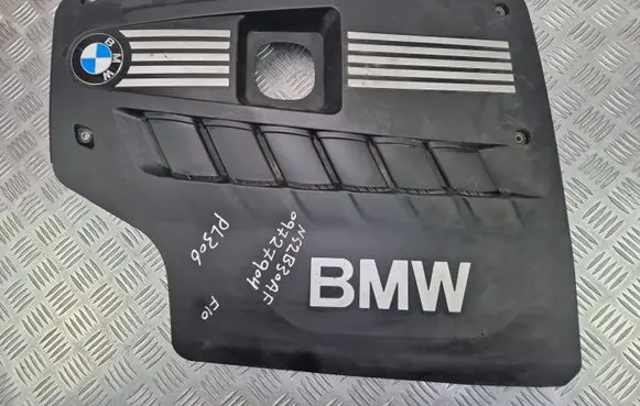 BMW 5 F10 F11 Engine cover (trim) 7584636