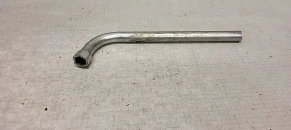Audi A4 S4 B5 8D Wheel nut wrench 4D0012219