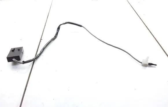 Mazda 323 F Oil temperature sensor KJ251BJ6B