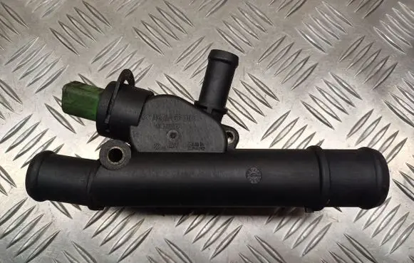 Thermostat/thermostat housing