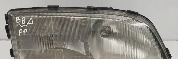 Volvo S70 V70 V70 XC Headlight/headlamp 9169525