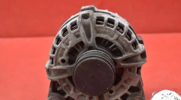 Nissan Qashqai Generator/alternator 231004EA0A